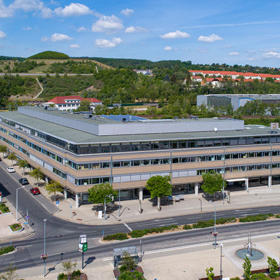 F1 Freitaler Technologiezentrum an der Dresdner Strae gegenber dem Neumarkt.